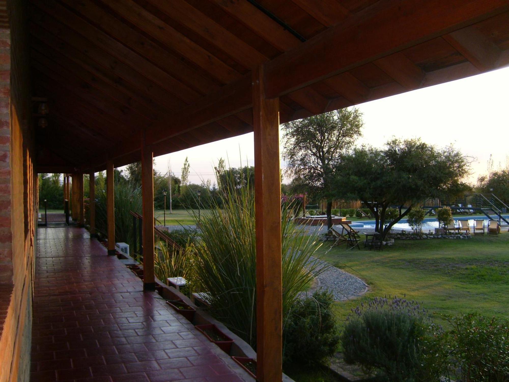 Lauquen Pilmaiquen Y Spa Villa de Merlo Exterior photo