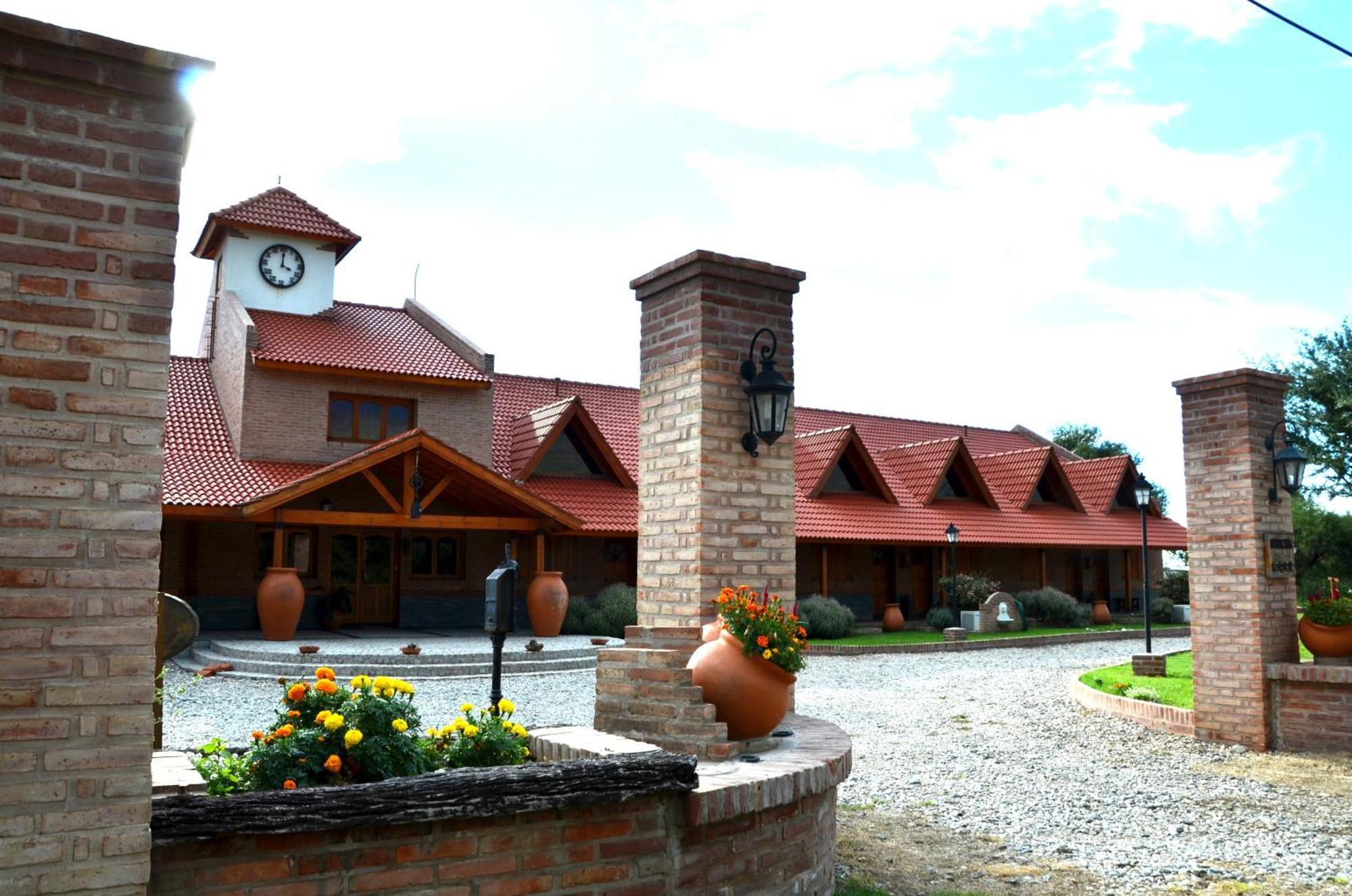 Lauquen Pilmaiquen Y Spa Villa de Merlo Exterior photo