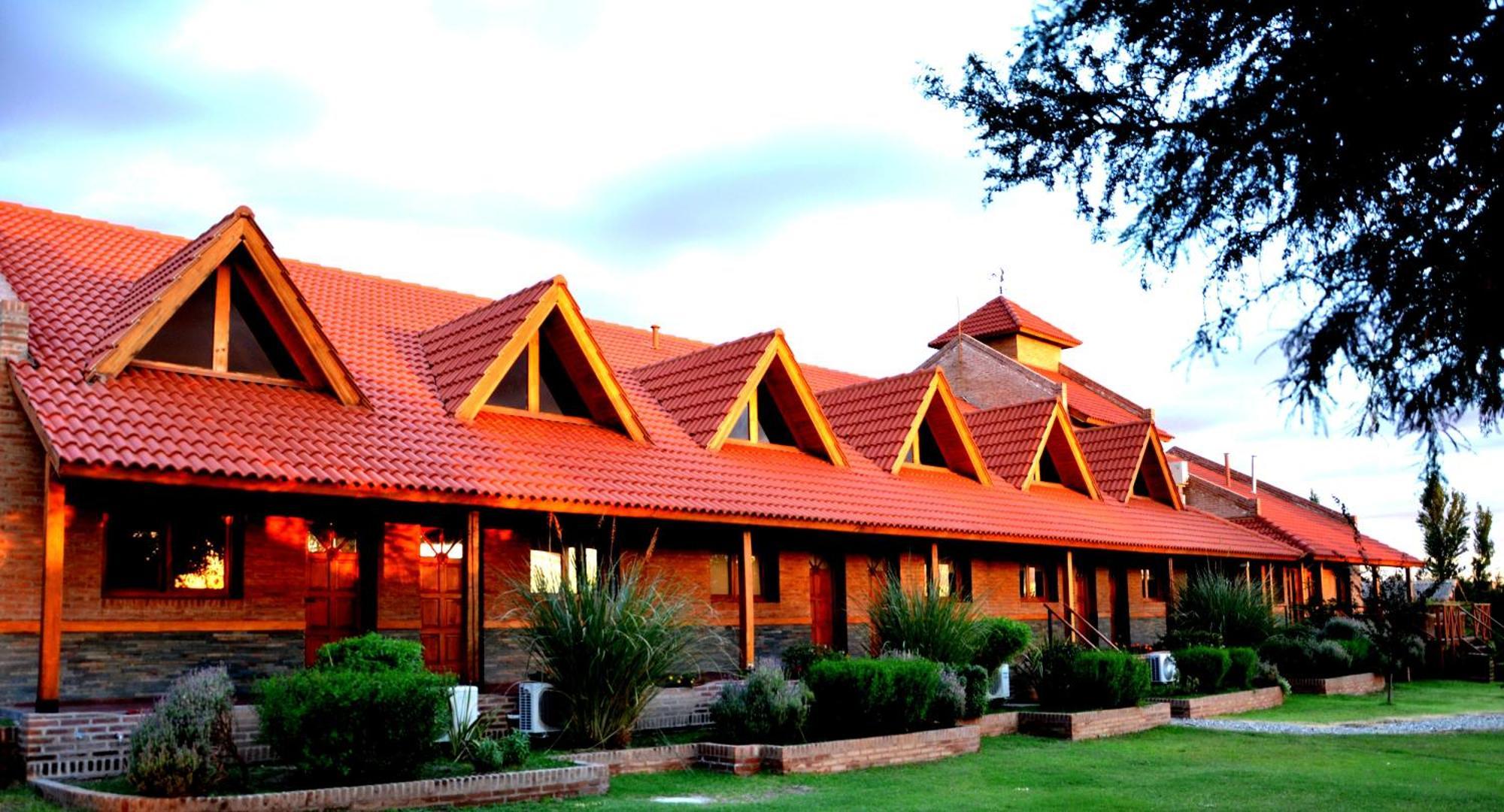 Lauquen Pilmaiquen Y Spa Villa de Merlo Exterior photo